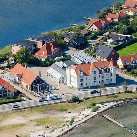 Xiv Hejls
